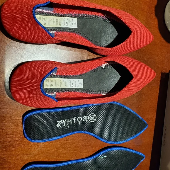 Rothys Red Point Flats size 8 EUC - Picture 4 of 11